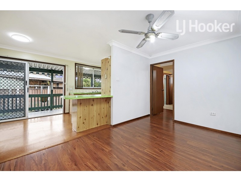 13 Malvern Close, St Johns Park NSW 2176