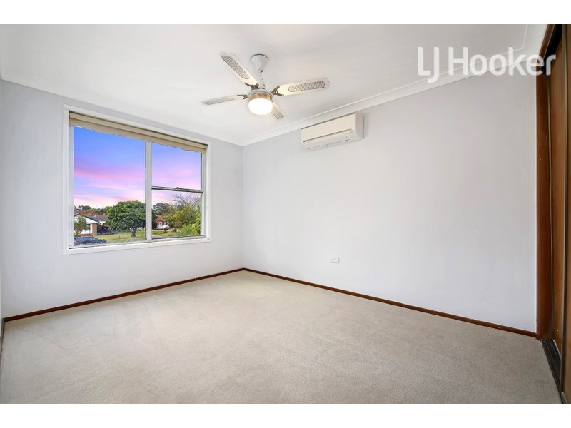 13 Malvern Close, St Johns Park NSW 2176