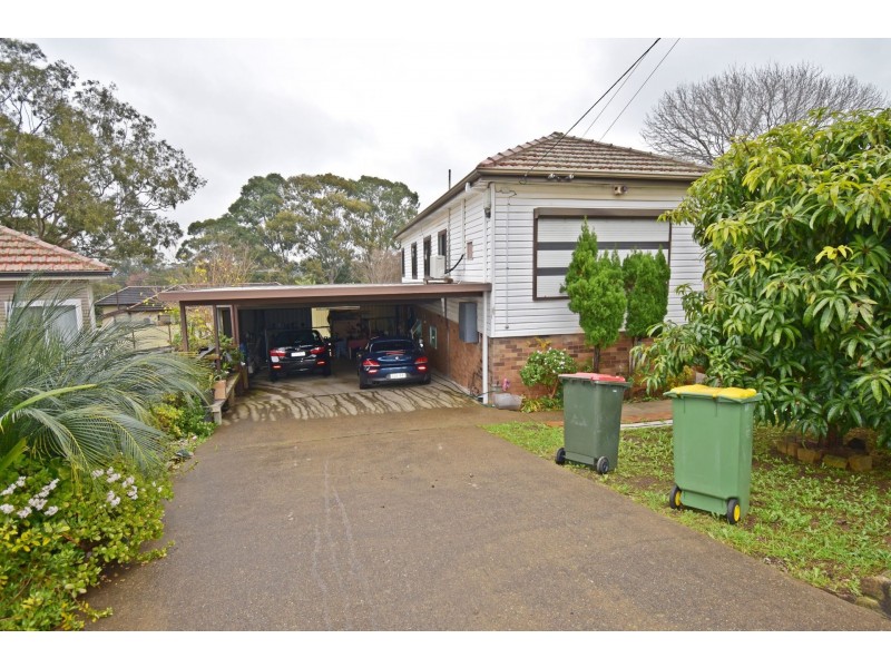 33 Smiths Avenue, Cabramatta NSW 2166