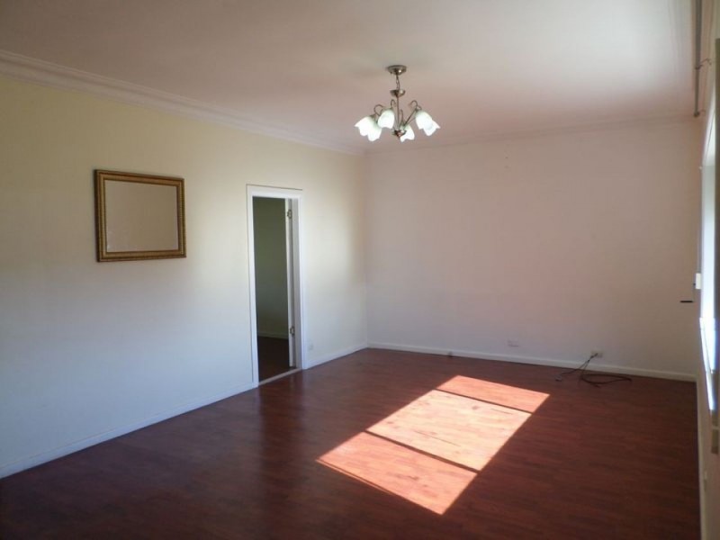 63 Madeline Street, Fairfield West NSW 2165