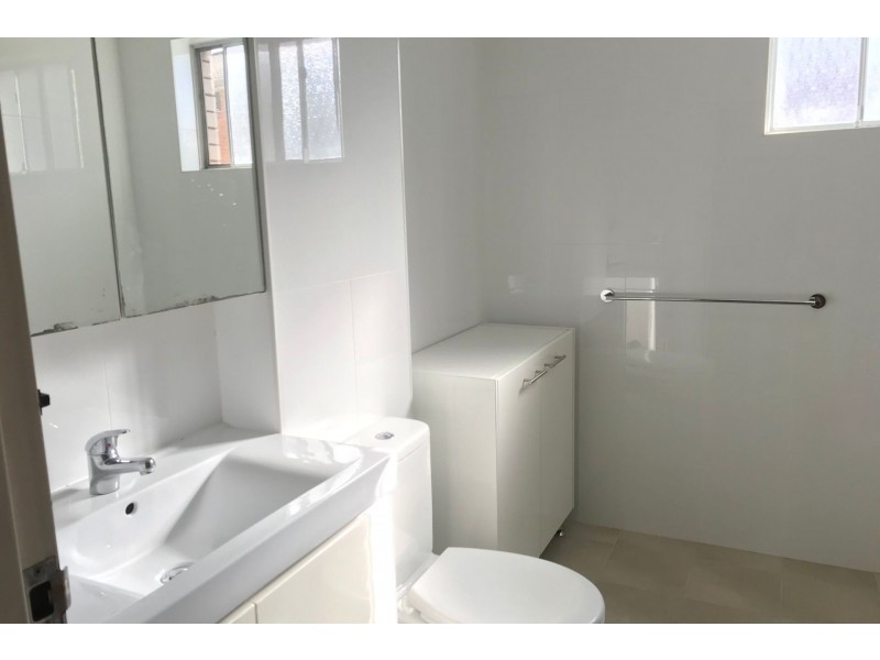 8/34 Mcburney Road, Cabramatta NSW 2166