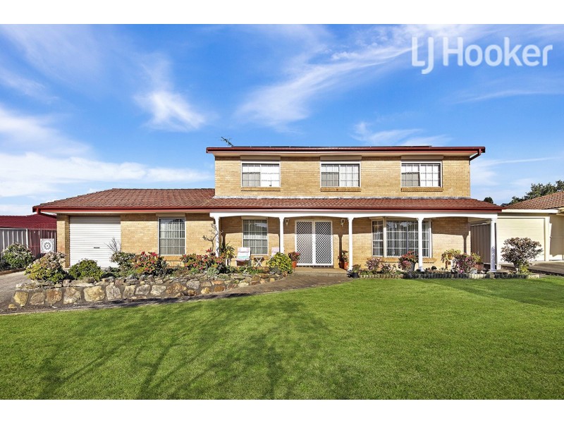 1 Novar Place, St Johns Park NSW 2176