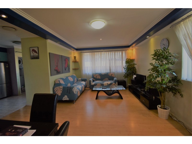 18/168 Sandal Crescent, Carramar NSW 2163