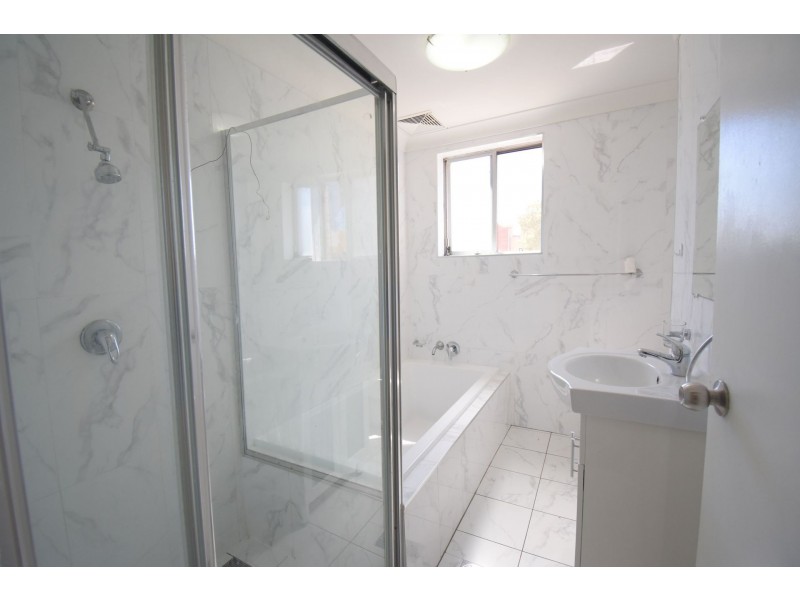 1/41 Cumberland Street, Cabramatta NSW 2166