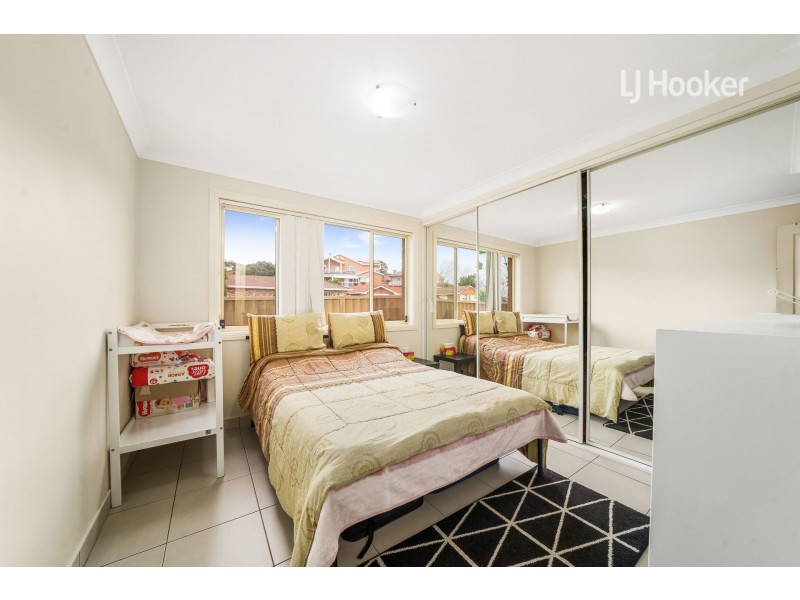 6A Fuchisa Place, Bossley Park NSW 2176