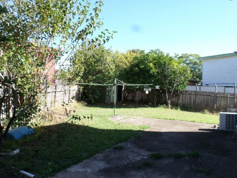 1 Erna Avenue, Lansvale NSW 2166