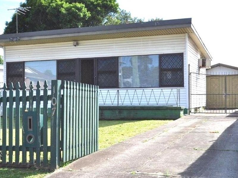 Fairfield East NSW 2165