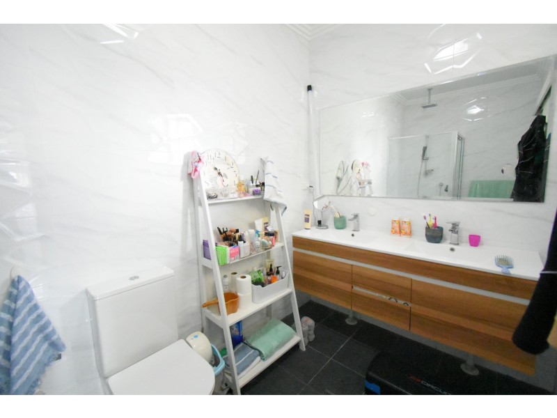 14 Premier Street, Canley Vale NSW 2166