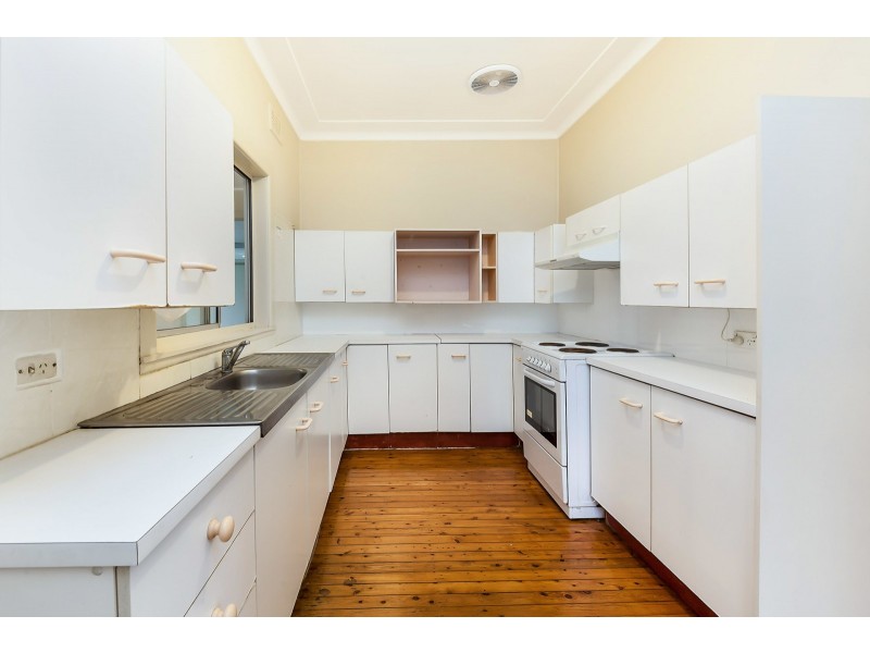 9 Bonham Street, Canley Vale NSW 2166