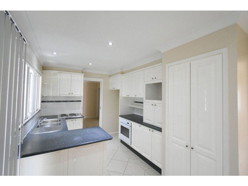 3 Bangalla Avenue, Chipping Norton NSW 2170