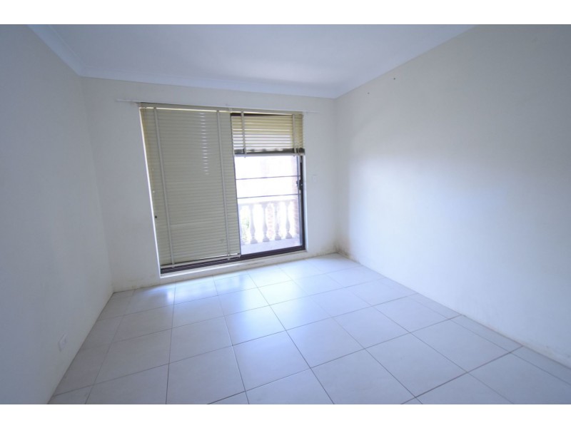 4/43 Cumberland Street, Cabramatta NSW 2166