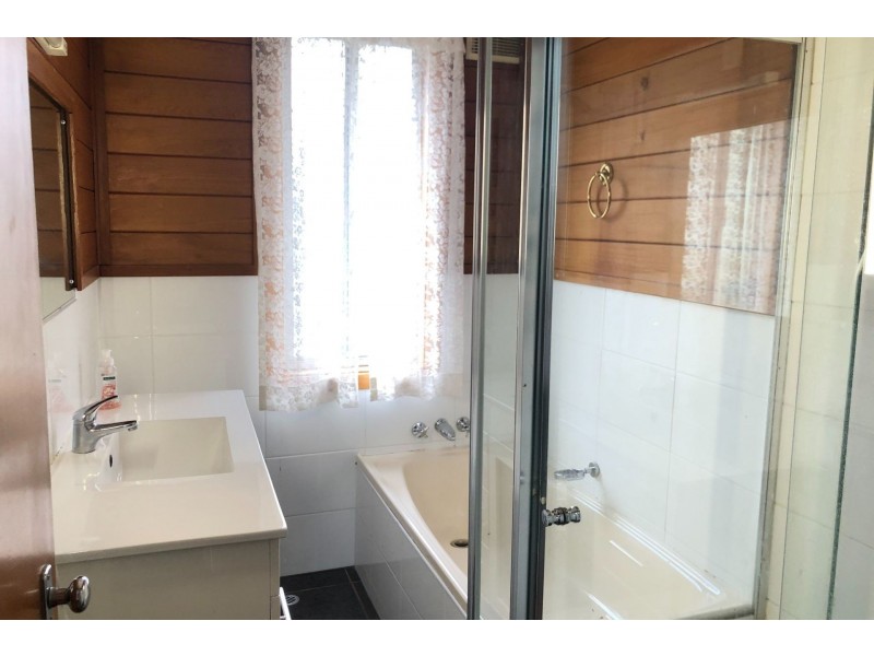 27 Glenwari Street, Sadleir NSW 2168