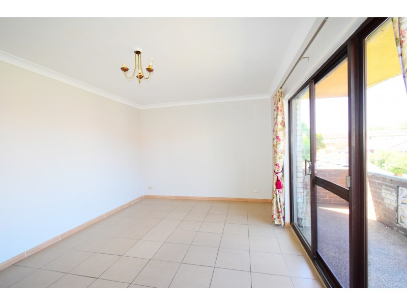 1/49 Hill Street, Cabramatta NSW 2166