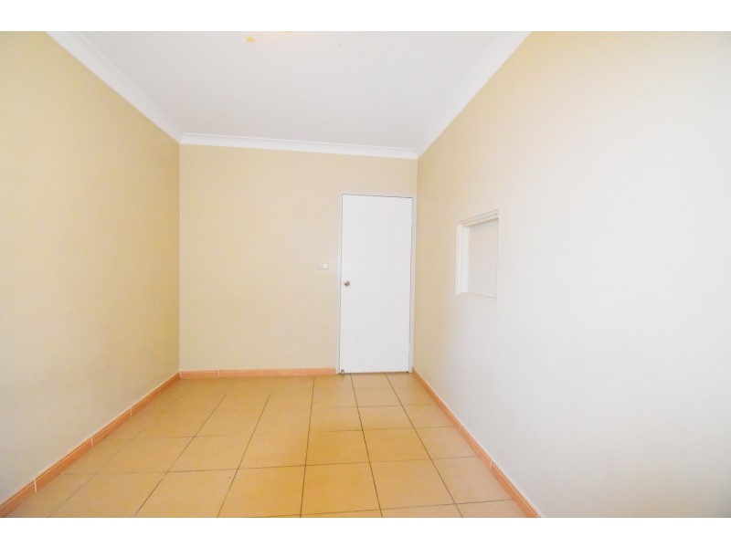 1/49 Hill Street, Cabramatta NSW 2166