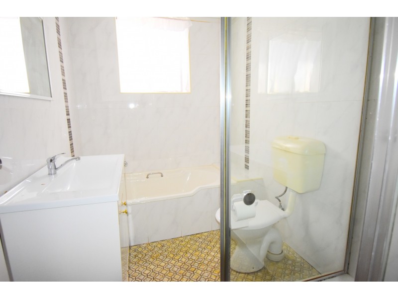 1/49 Hill Street, Cabramatta NSW 2166