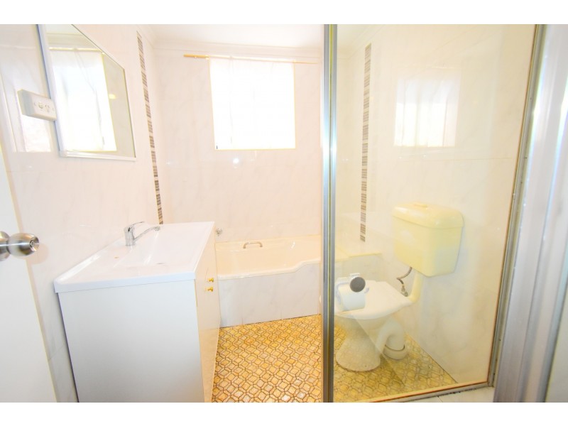 1/49 Hill Street, Cabramatta NSW 2166