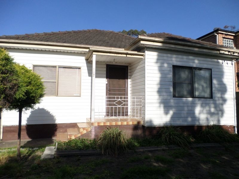 162 Broomfield Street, Cabramatta NSW 2166