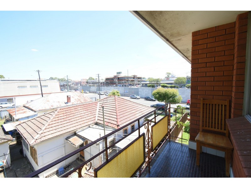 11/64 Broomfield Street, Cabramatta NSW 2166