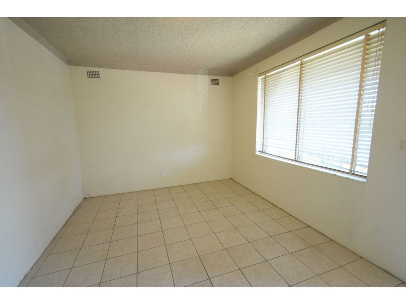 11/64 Broomfield Street, Cabramatta NSW 2166