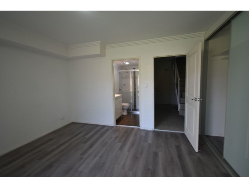 3/342 Woodville Road, Guildford NSW 2161