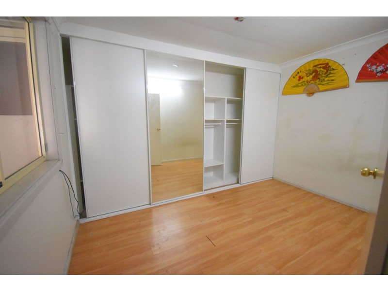 6 Selwyn Place, Fairfield West NSW 2165