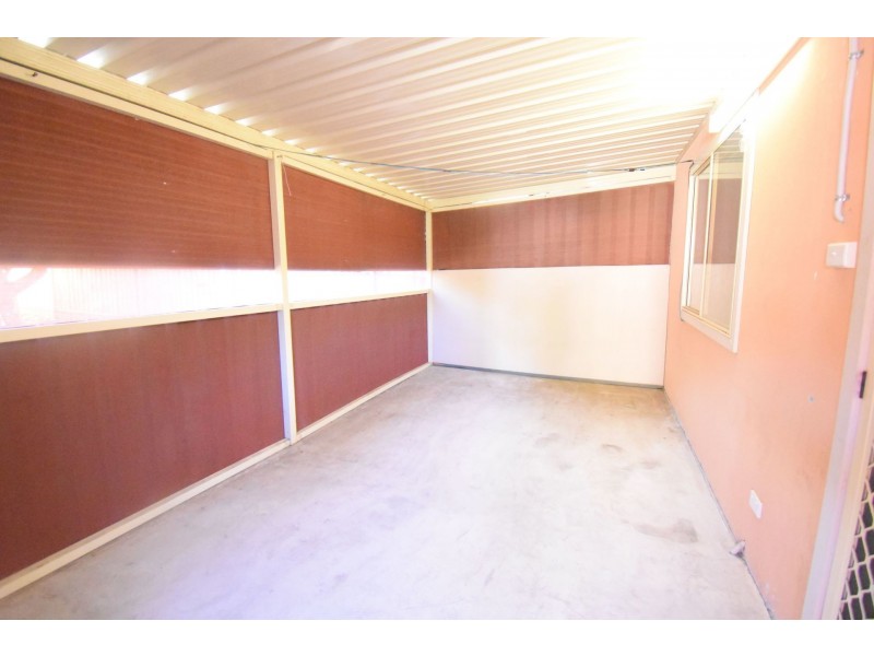 6 Selwyn Place, Fairfield West NSW 2165