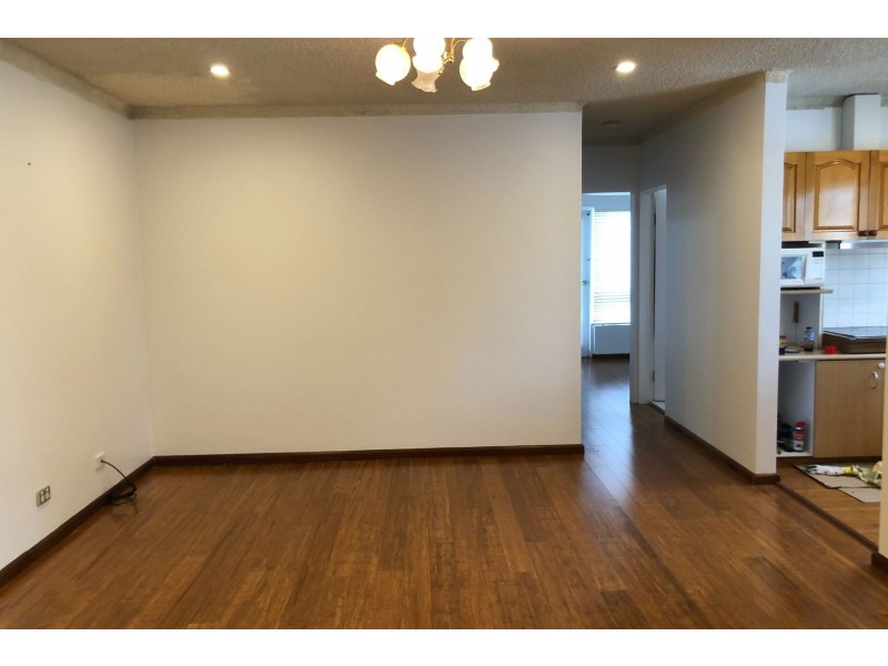 8/3 Ronald Street, Carramar NSW 2163