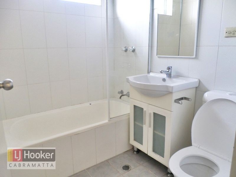 2/40 HILL Street, Cabramatta NSW 2166