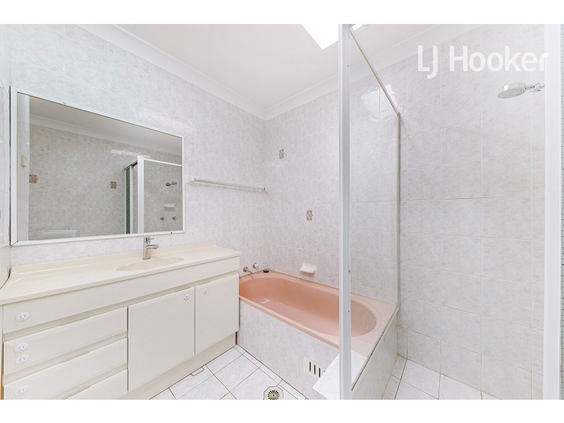 18 Moonshine Avenue, Cabramatta West NSW 2166