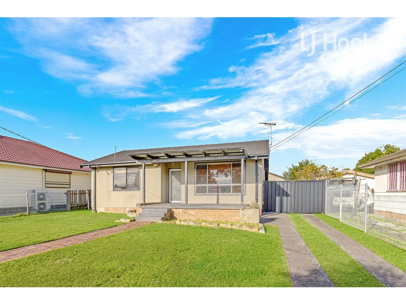 18 Moonshine Avenue, Cabramatta West NSW 2166