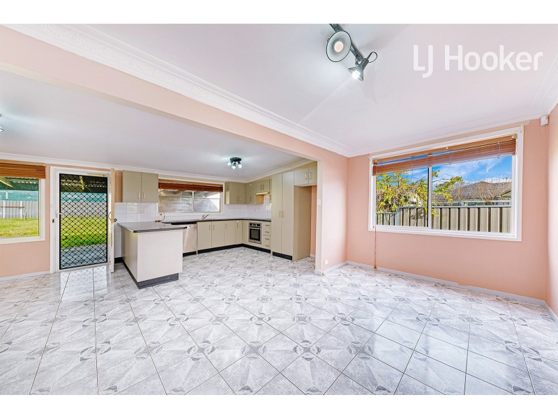 18 Moonshine Avenue, Cabramatta West NSW 2166