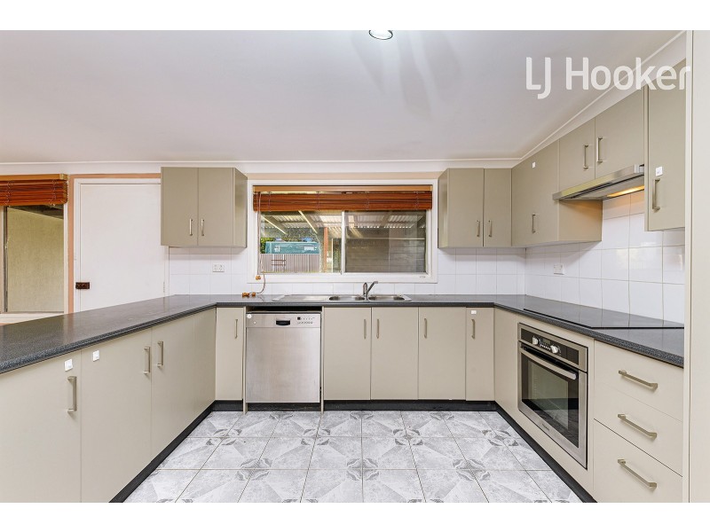 18 Moonshine Avenue, Cabramatta West NSW 2166