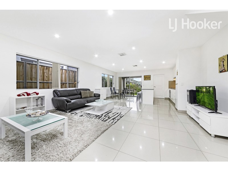 74 Dobroyd Drive, Elizabeth Hills NSW 2171