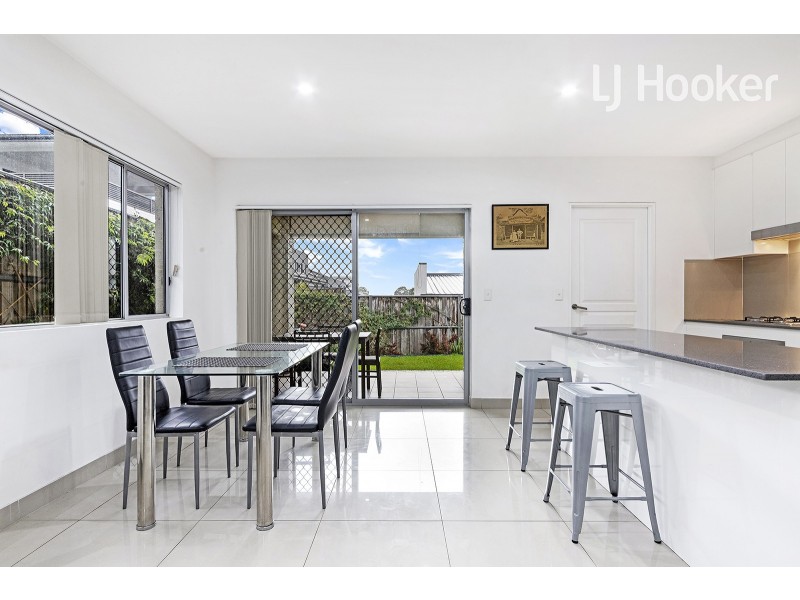 74 Dobroyd Drive, Elizabeth Hills NSW 2171