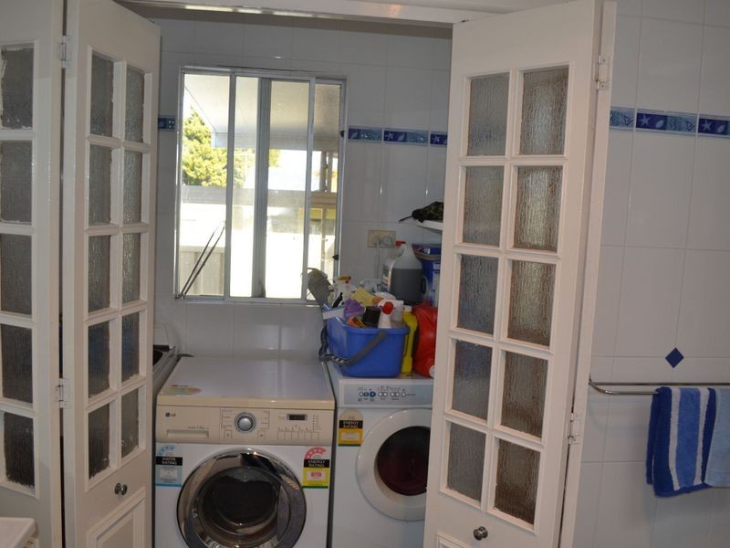 Fairfield West NSW 2165