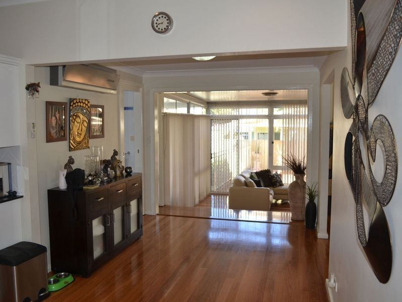 Fairfield West NSW 2165