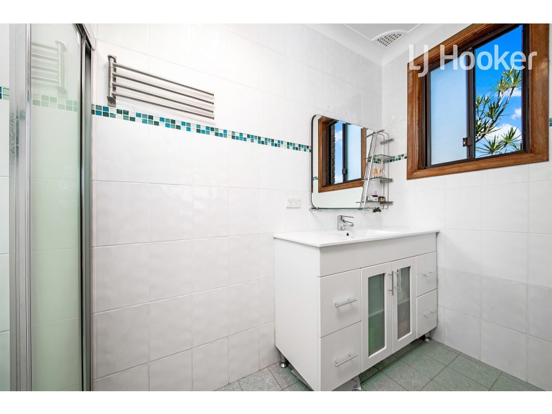 30 Corio Road, Prairiewood NSW 2176