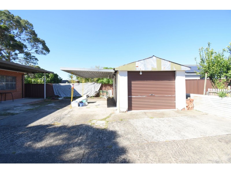 27A James Street, Fairfield East NSW 2165