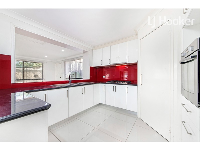 3 Capricorn Boulevarde, Green Valley NSW 2168