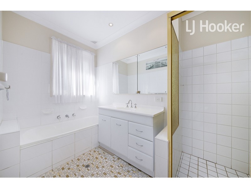 547 Woodville Road, Guildford NSW 2161