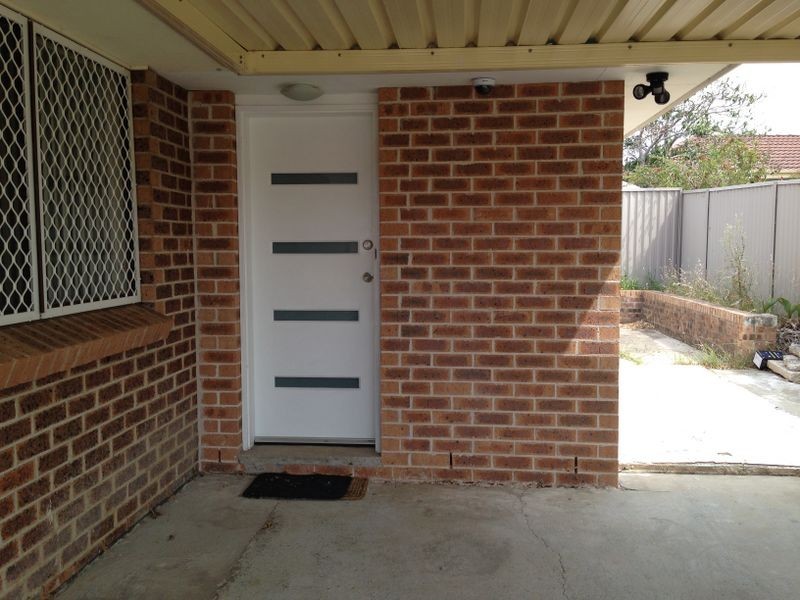 Edensor Park NSW 2176
