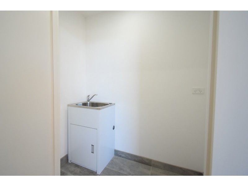 18 Bibbys Place, Bonnyrigg NSW 2177