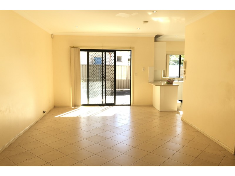 2/3 Mallee Street, Cabramatta NSW 2166