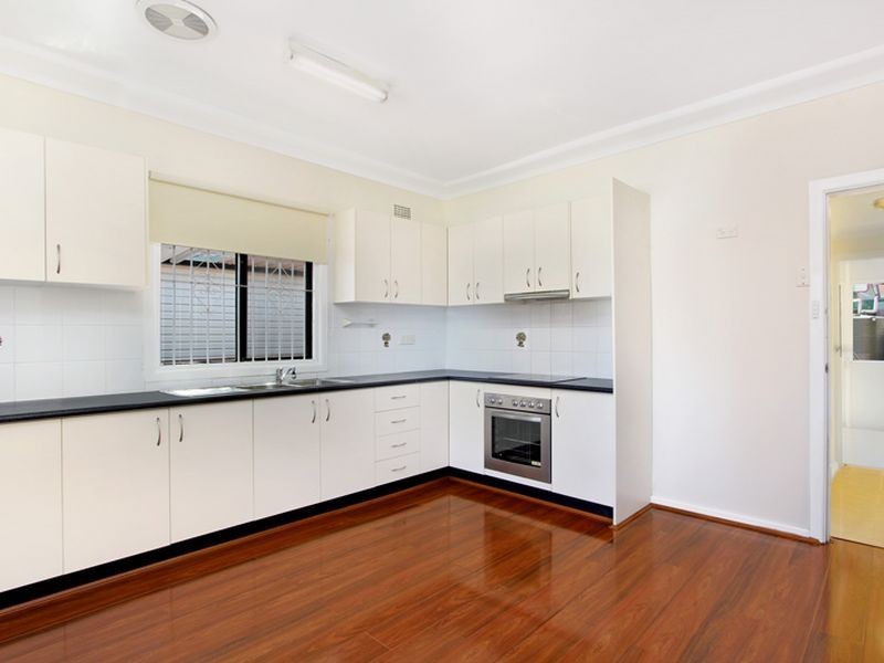 Canley Heights NSW 2166