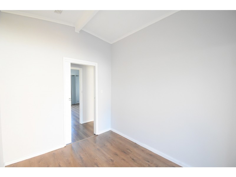 7 Bracknell Road, Canley Heights NSW 2166