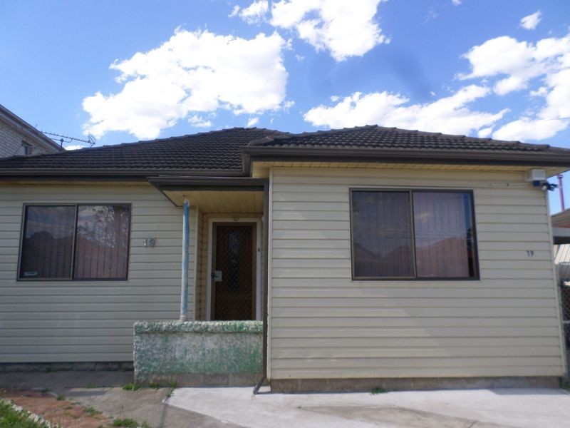 Canley Heights NSW 2166