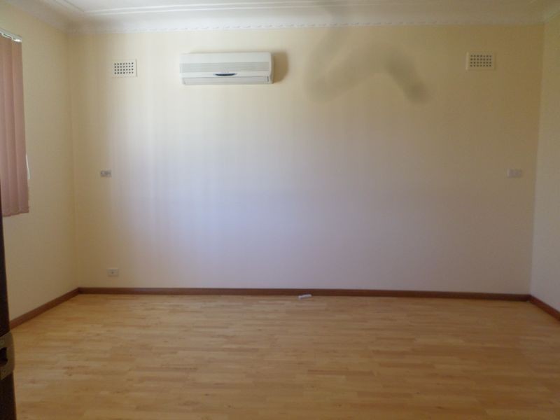 Canley Heights NSW 2166