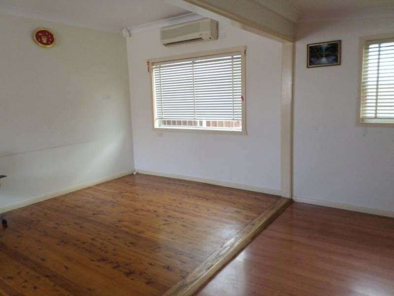 40 Bowden Street, Cabramatta NSW 2166