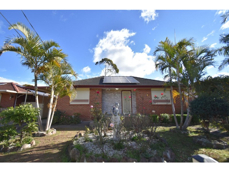 12 Bobin Road, Sadleir NSW 2168
