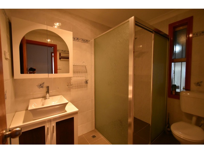 12 Bobin Road, Sadleir NSW 2168